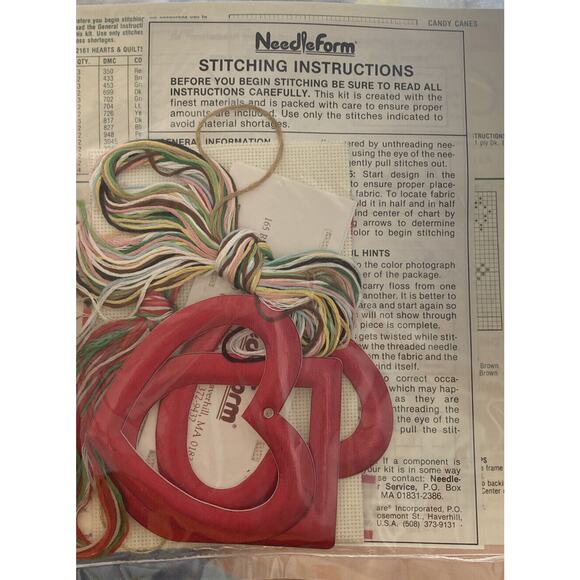Needleform Christmas Classic Collection Cross Stitch 3 Puff Mat Ornament Kit New - Picture 2 of 2